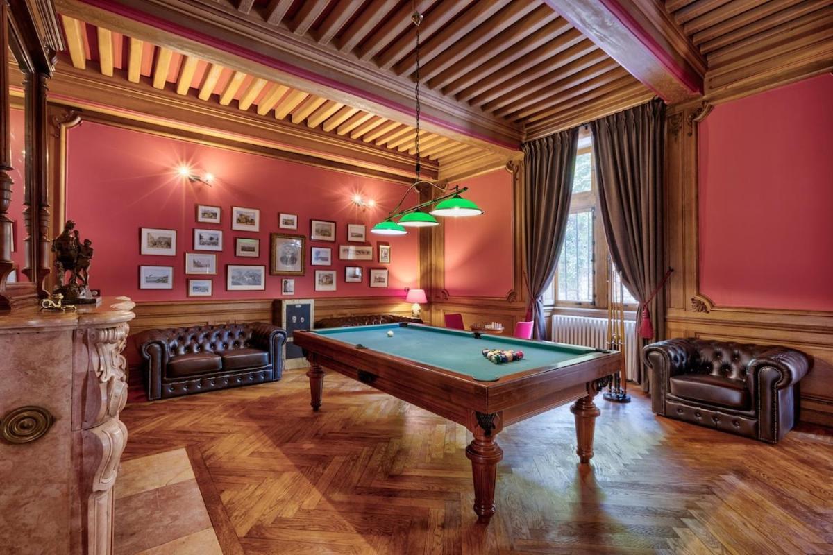 Kasteliades, Chateau De Burnand 외부 사진